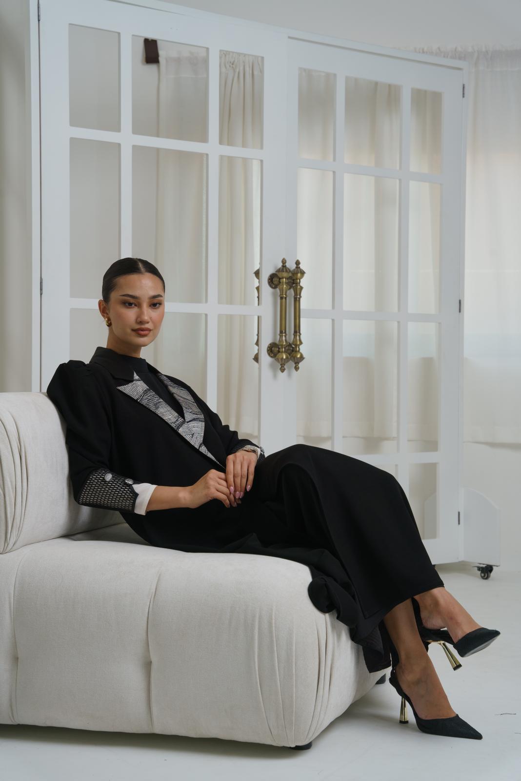 عباية صيفية سوداء