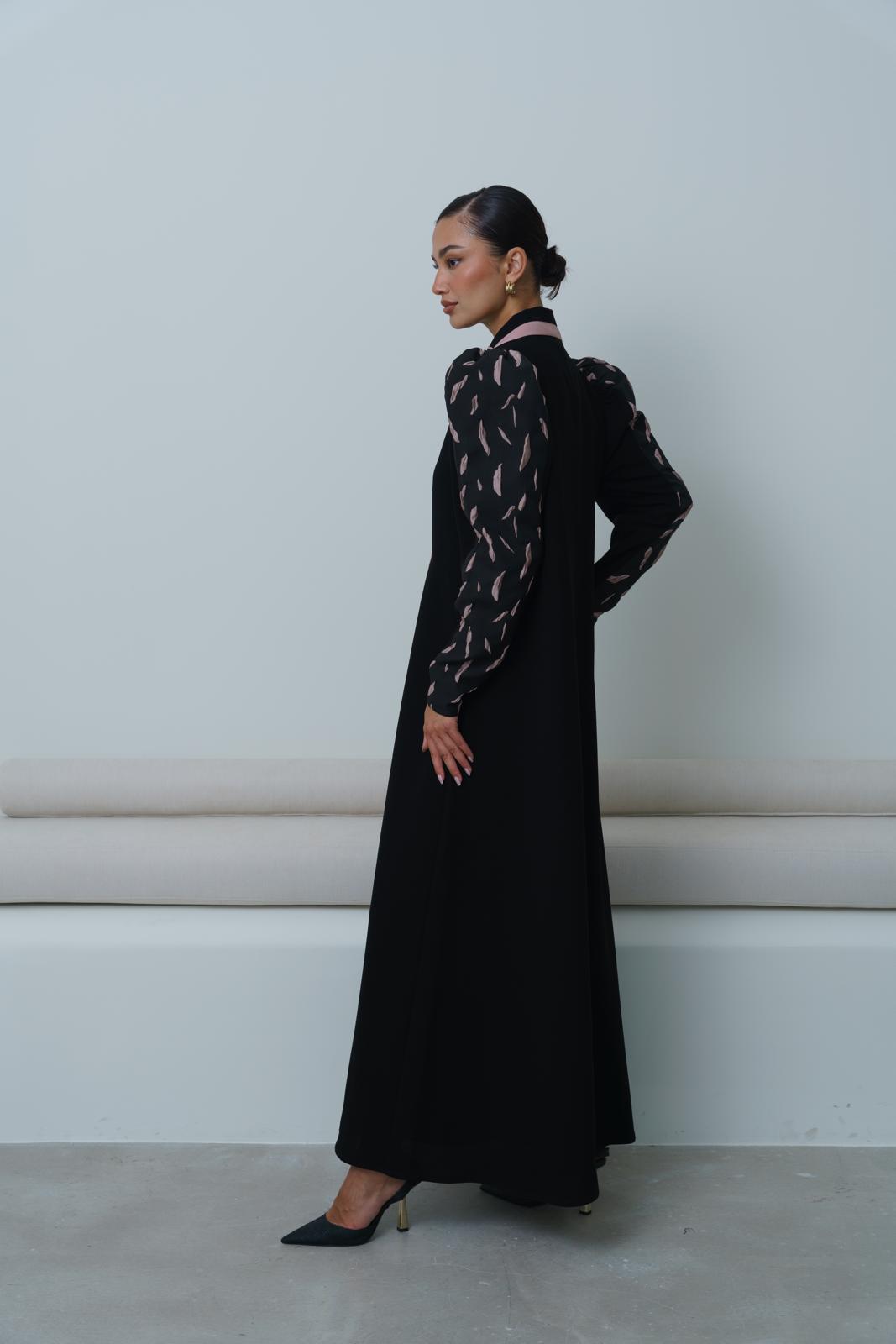 قطعة راقية اسود مع بنك واكمام بف